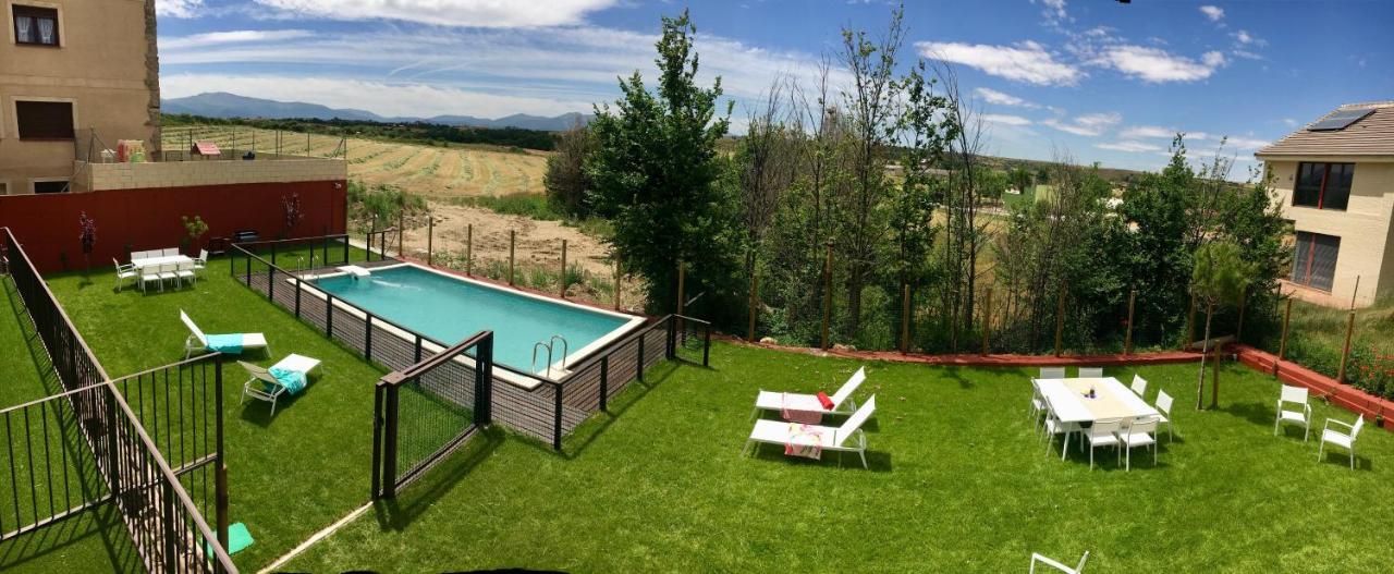 Miradiez Segovia Espirdo ภายนอก รูปภาพ